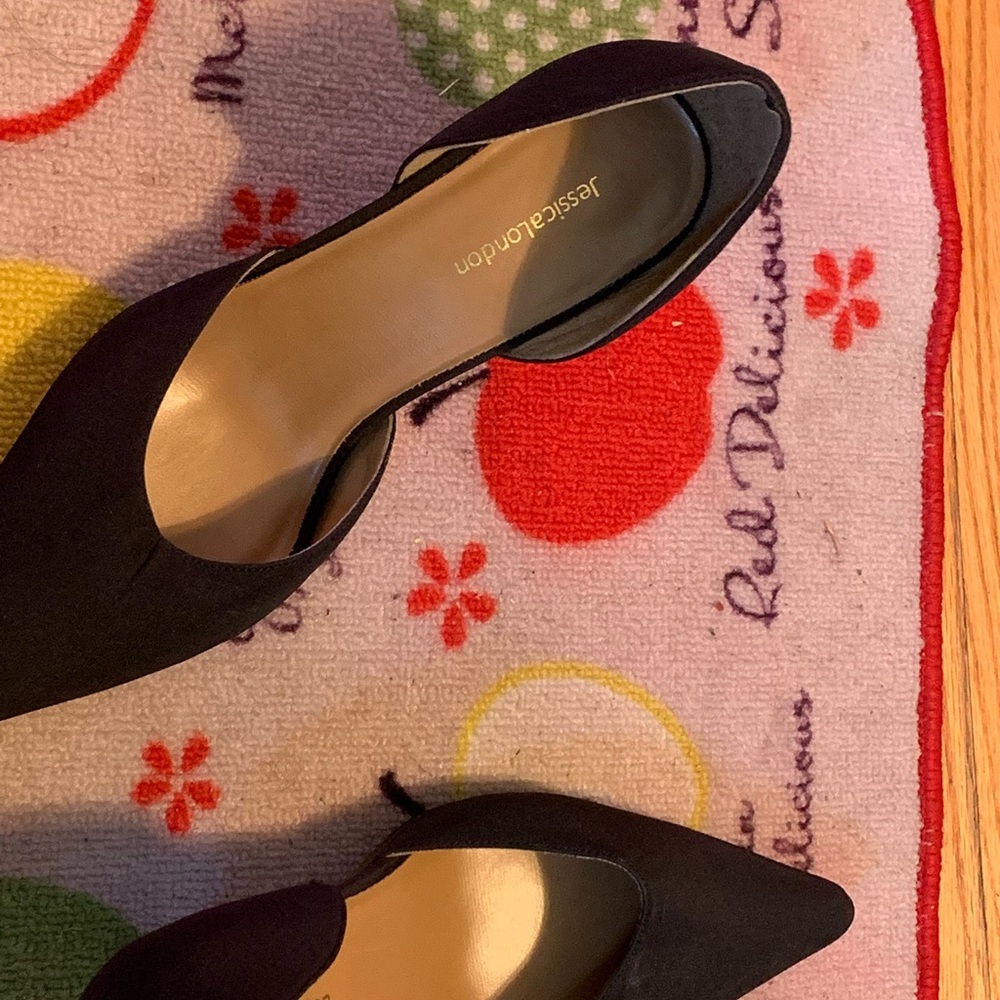 Jessica London heels
